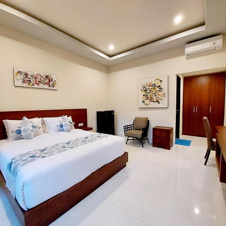 Hotel The New Moon Seminyak Exterior foto