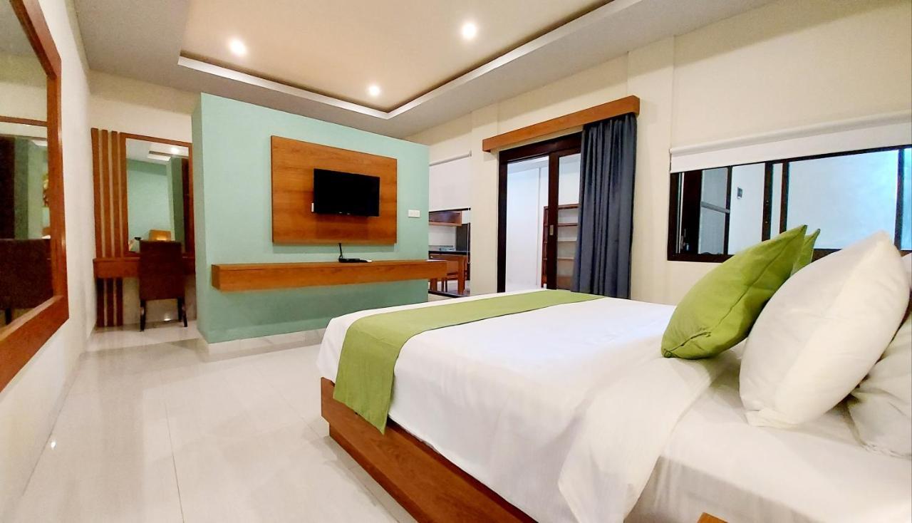 Hotel The New Moon Seminyak Exterior foto
