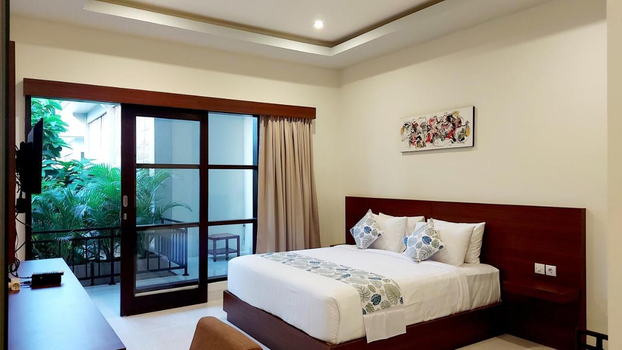 Hotel The New Moon Seminyak Exterior foto